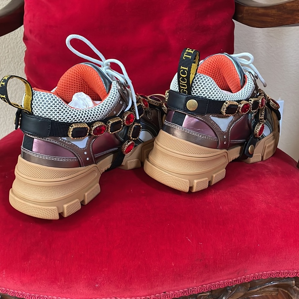 Beautiful brand new purple GUCCI Flashtrek chunky leather sneakers - Picture 3 of 7
